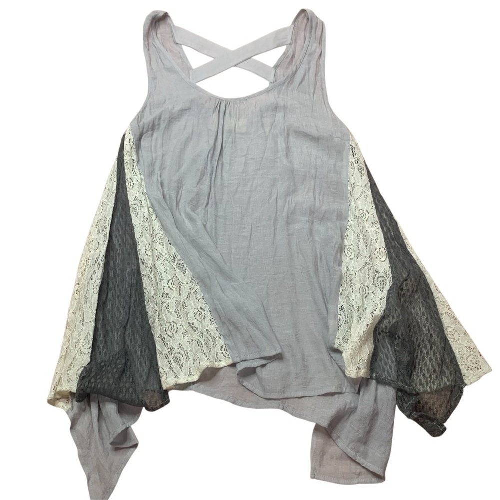 Anthropologie A'Reve Gray and Cream Lace top